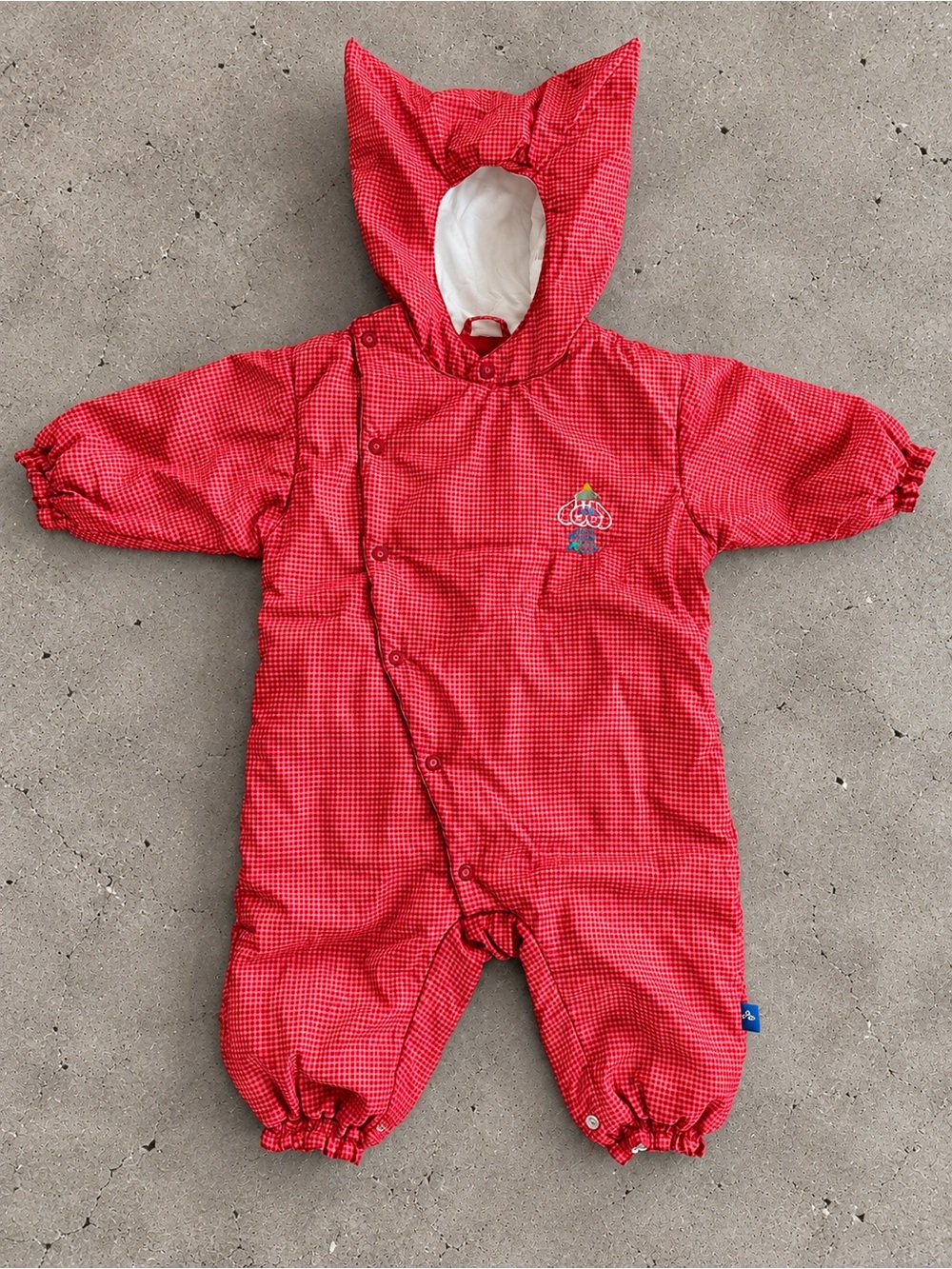 One piece vintage Mini Mexx 18M red gingham with a little dog embroidery 🐶.